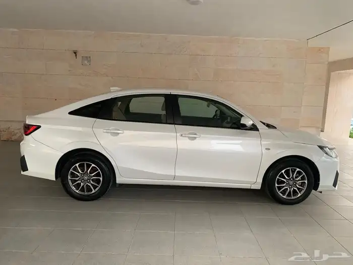 يارس موديل2023 5