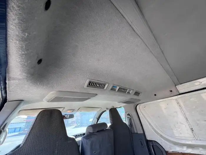 تويوتا هايس بضاعه ديزل 2010 3