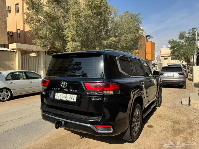 جيب لاند كروزر 2024 3