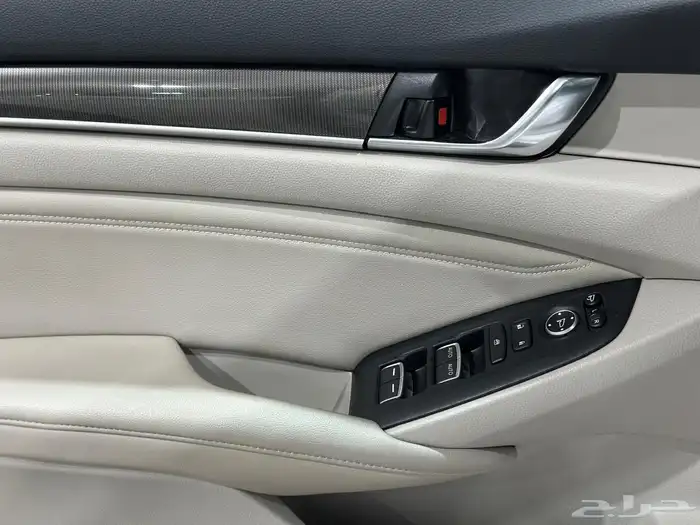 اكورد سبورت موديل 2022 عداد 50 الف 17