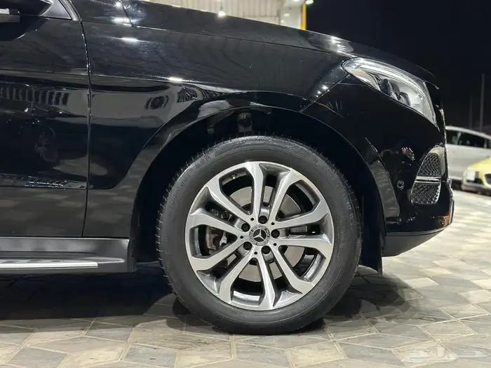 مرسيدس GLE400 موديل 2018 7