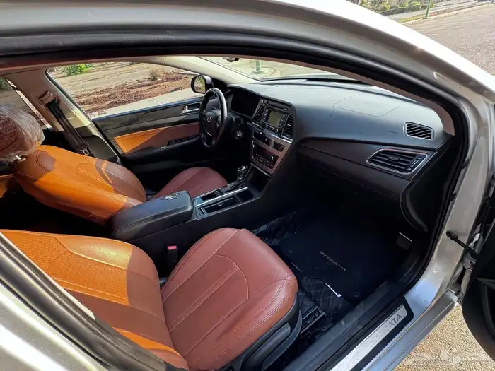 سوناتا للبيع على الشرط محركات وكالة البودي 8