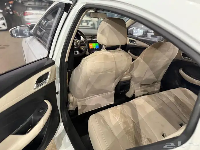 ام جي 5 MG 2023 نص فل السعر 28500 الف 24