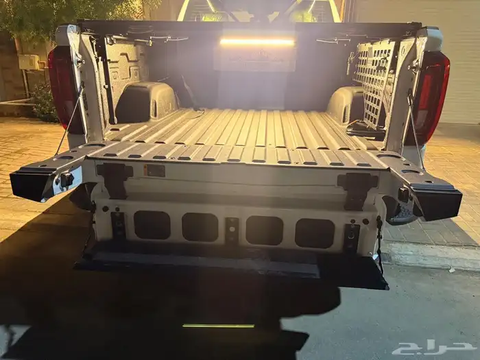 سييرا 2025 GMC Sierra AT4 وارد الوكيل (تجهيز رحلات) سعر مخفض 9