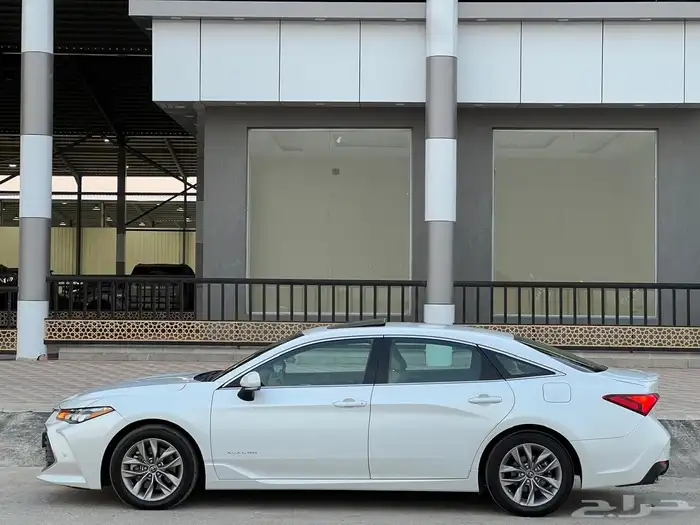 تويوتا - افالون - 2019 - سعودي - تورينق 3