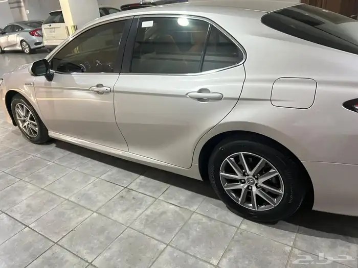للبيع كامري 2020 هايبرد 3
