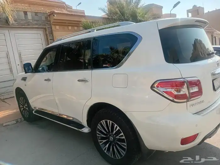 جيب بلاتينوم نيسان اول مالك الممشى موضح في الصور 5