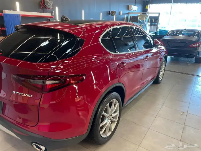 Alfa Romeo stelvio 2020 5