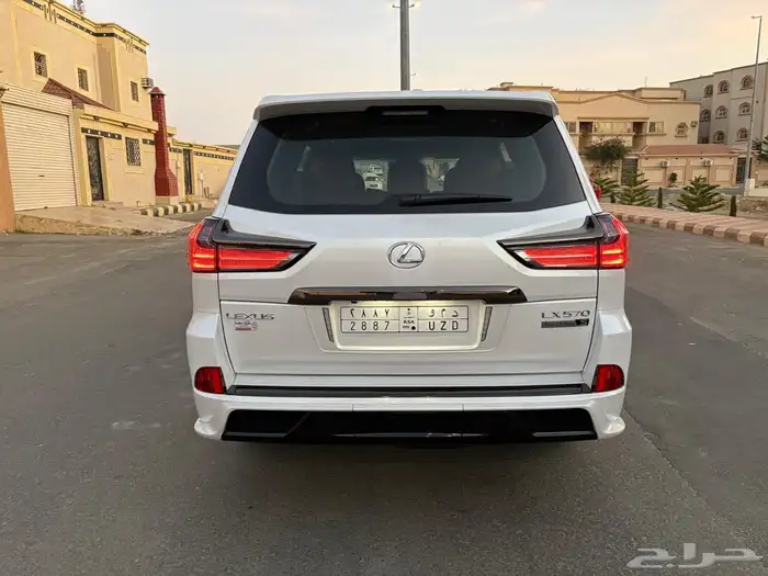 لكززس 2020 بلاك اديشين سعودي 7