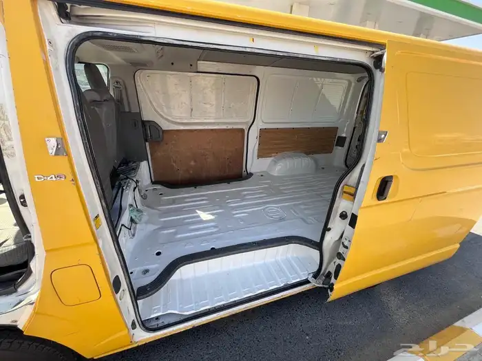 تويوتا هايس بضاعه ديزل 2010 8