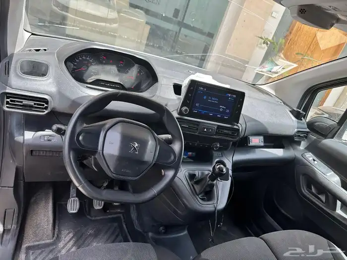 بيجو فان بضاعه مكيف الالماني موديل 2023 شرط مالك واحد 12