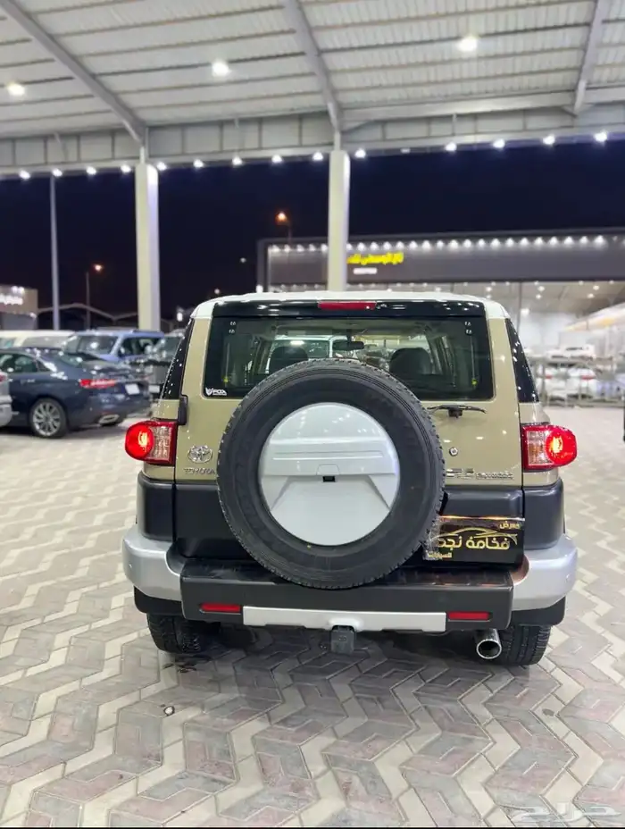 تويوتا اف جي 2022 فل كامل وارد الساير ماشي 78 الف 3
