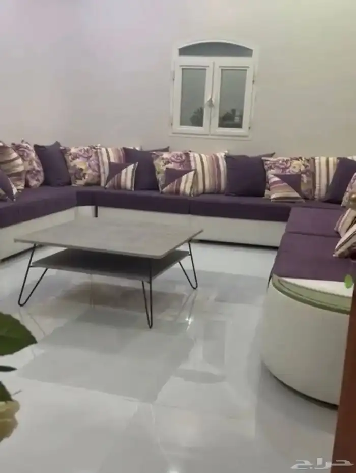 كنب نسائي ممتاز نظيف على السوم 2000 2