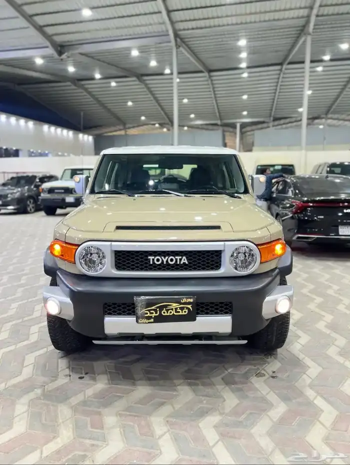تويوتا اف جي 2022 فل كامل وارد الساير ماشي 78 الف 2