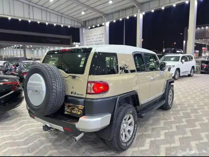 تويوتا اف جي 2022 فل كامل وارد الساير ماشي 78 الف 4