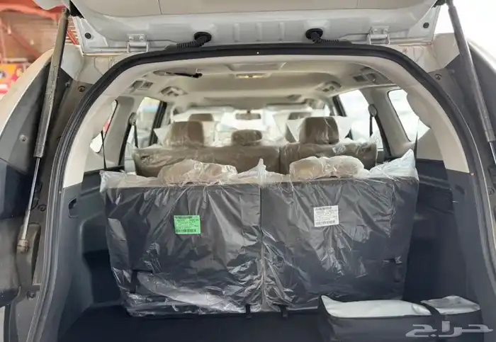 ميتسوبيشي مونتيرو اسبورت 2025 بنزين 8