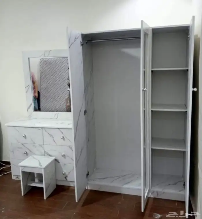 new 3 doors wardrobesجديد 3 درفه دواليب 23