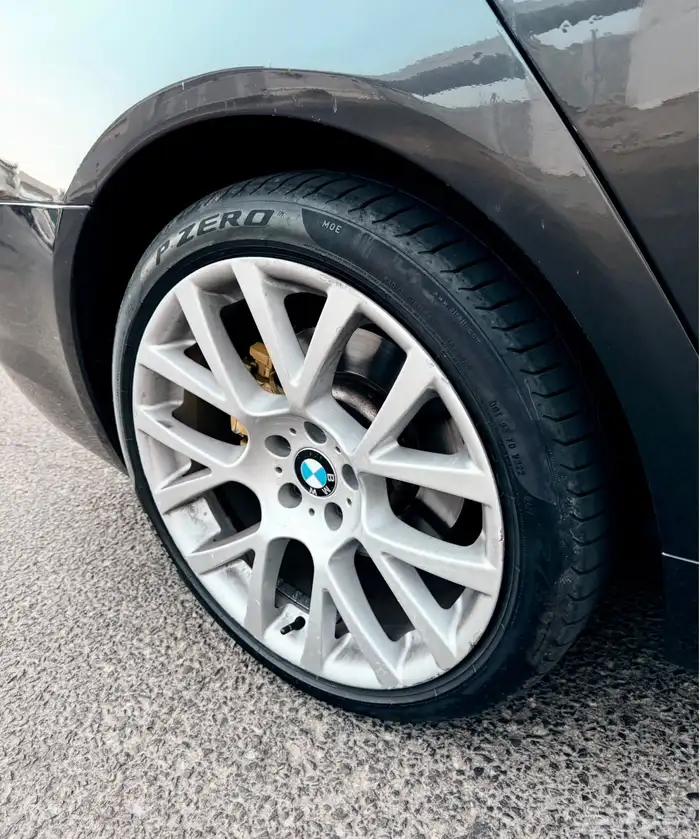 للبيع BMW 740 Li فل كامل 2012 نظبف جدا جدا 18