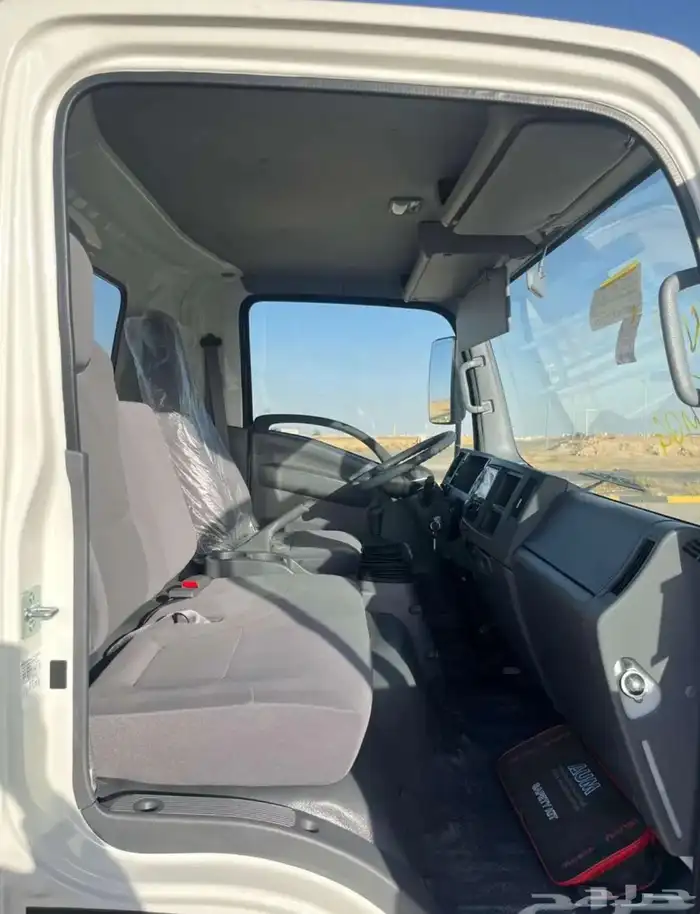 ايسوزو دينا 4 طن 4