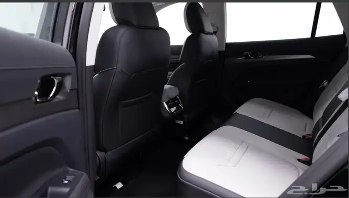 فورد تورتوري امبيانتي موديل 2025 عروض نهاية العام 10