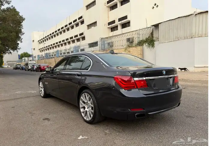 للبيع BMW 740 Li فل كامل 2012 نظبف جدا جدا 25