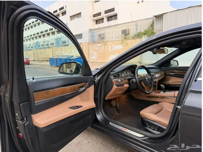 للبيع BMW 740 Li فل كامل 2012 نظبف جدا جدا 16