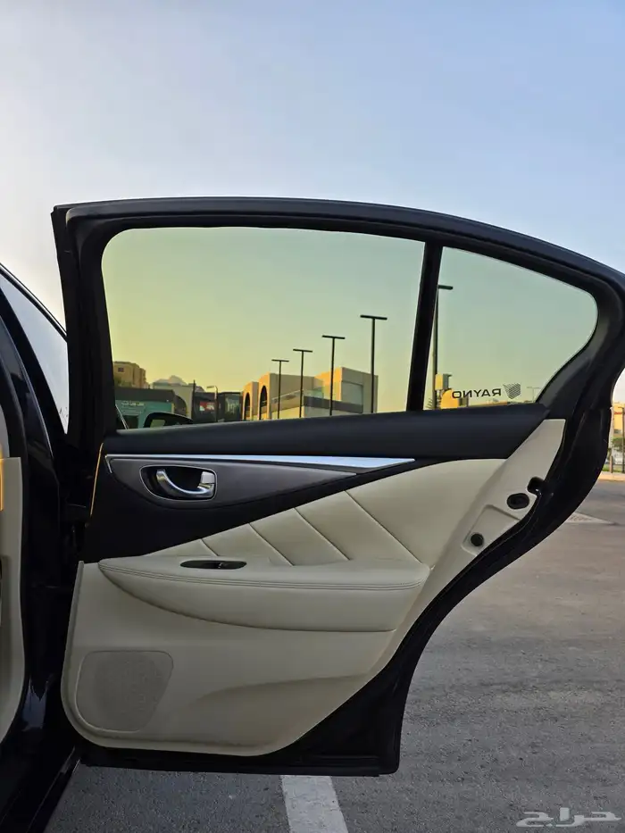 انفنتي Q50 فل كامل 32