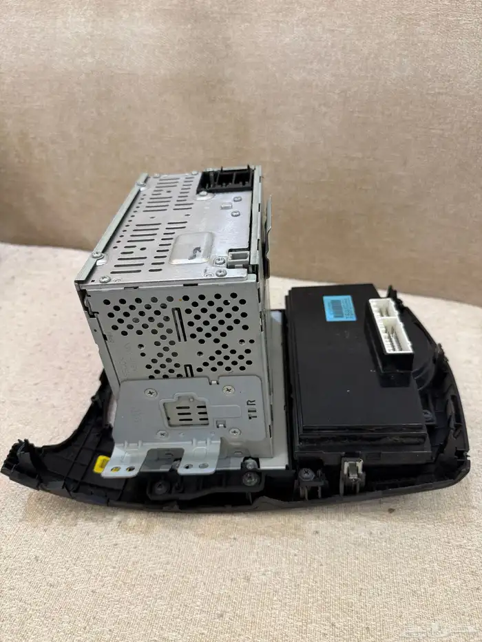 مفتاح تكيف كيا سيراتو 2010 . 2011 . 2012 1