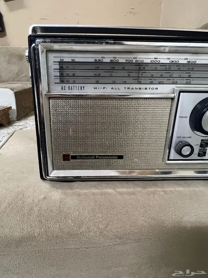 راديو   ناشونال 8