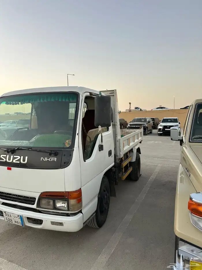 دنه ايسوزو قلاب للبيع 2002 2