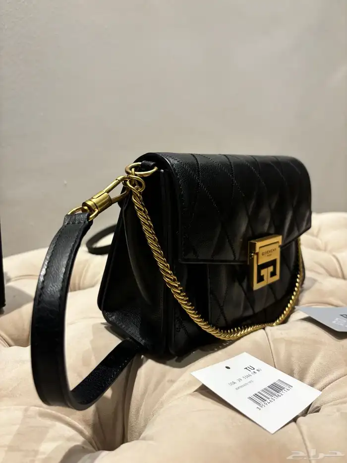 شنطة جيفينشي اصلية مع شانيل 2