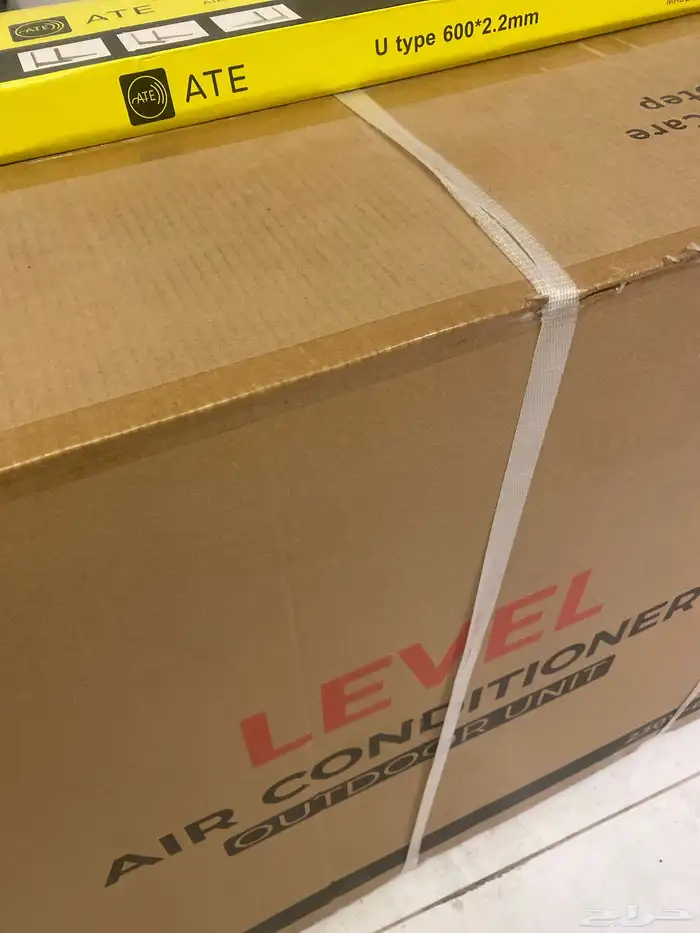 مكيف جديد بالكرتون بجميع اغراضه للبيع. 0