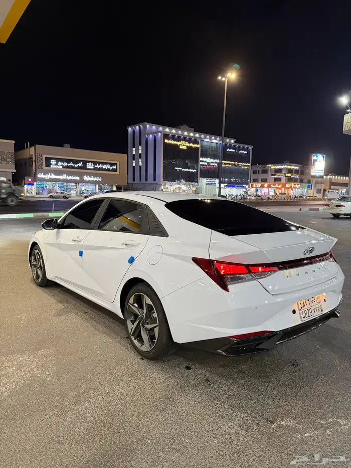 النترا أفانتي 9