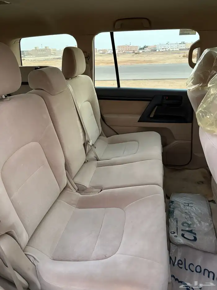 جيب لاند كروزر2015 11