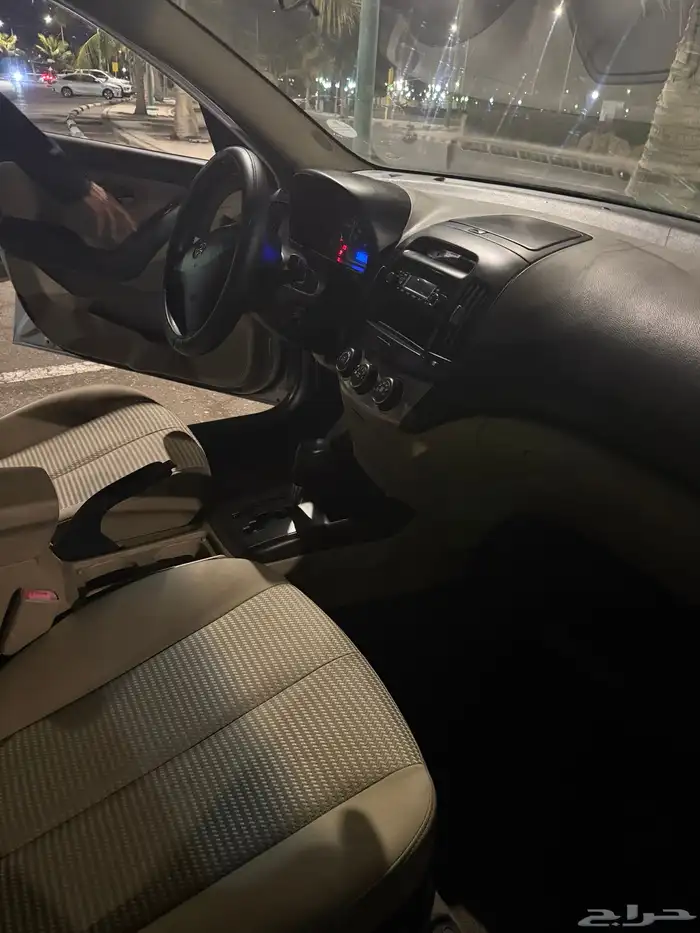 النترا 2011 مستخدم والممشى قابل للزياده 3