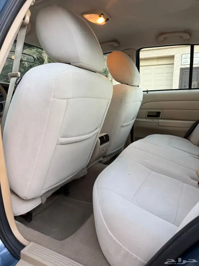 فورد كراون فكتوريا 2011 كحلي سعودي شد بلد عداد قليل 69