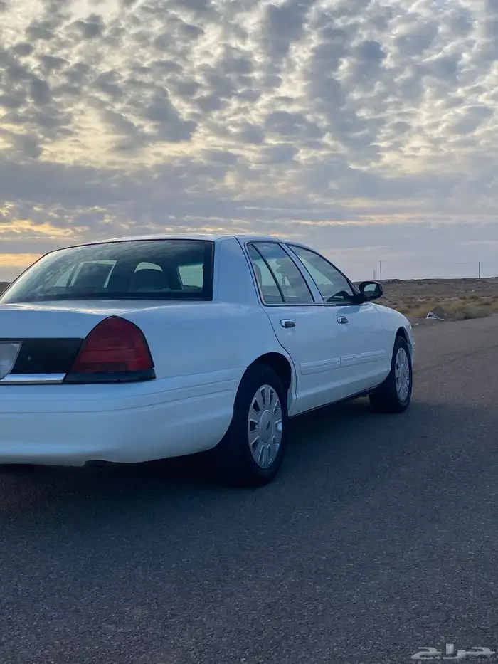 كراون فكتوريا 2010 بوليسي 6