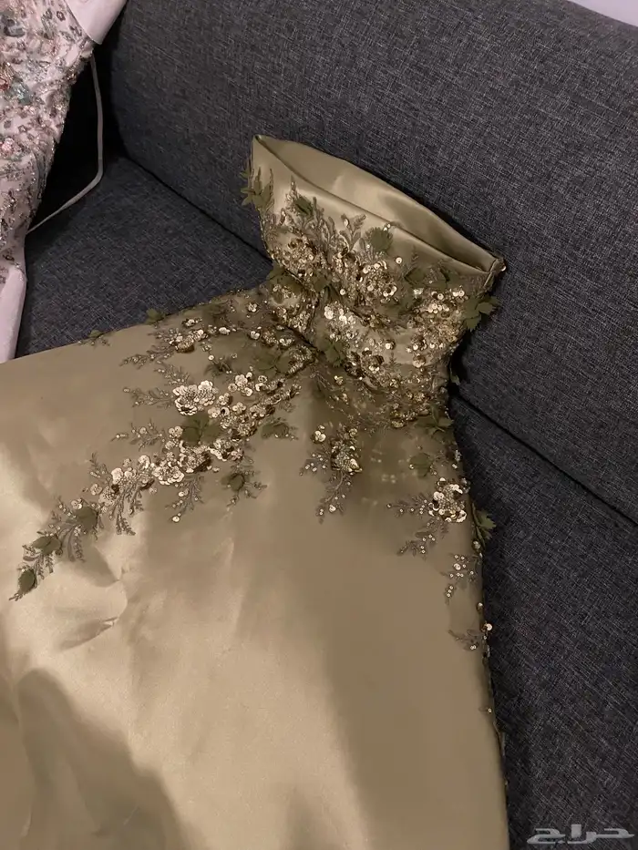 فستان بتصميم مميز 4