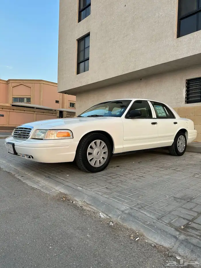 للبيع فورد بوليسي2006ممشى قليل 1