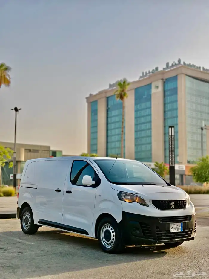 باص بيجو اكسبيرت حافظة تبريد ديزل 2018 كاش او اقساط 0