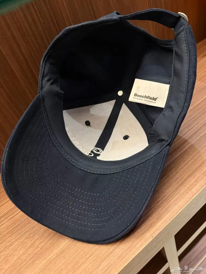 طاقية من شركة الساعات Gerald Chares Cap 2