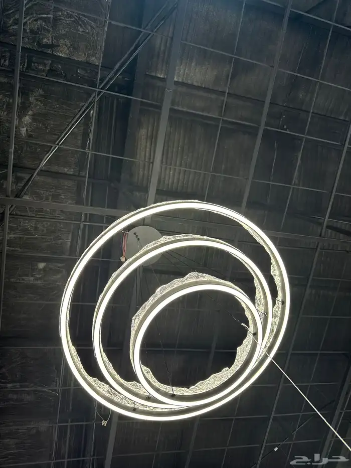 طريه مودرن اسود 1