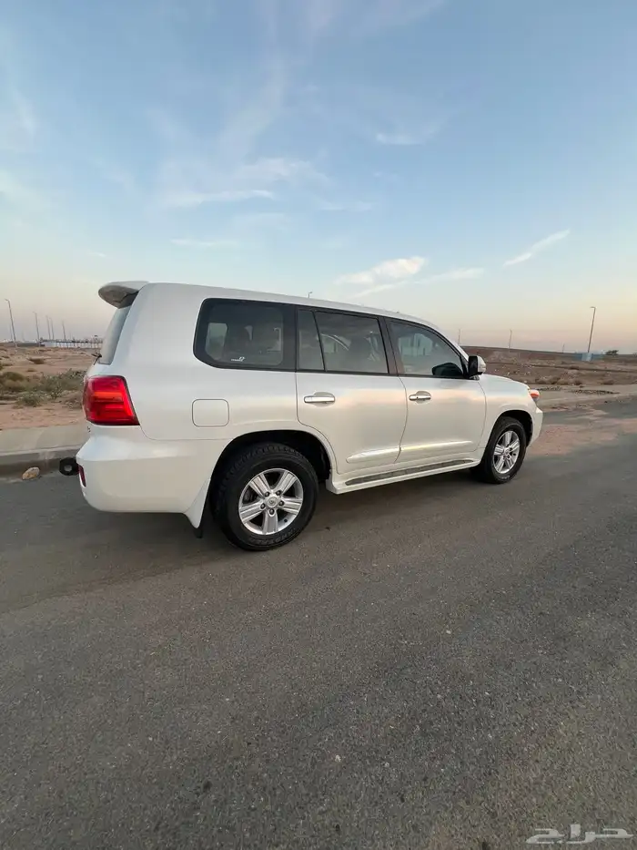 للبيع. جكسار 2014 12