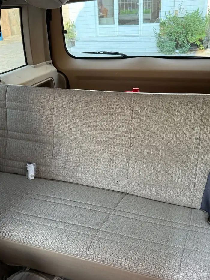 جيب شروكي موديل 2000 6