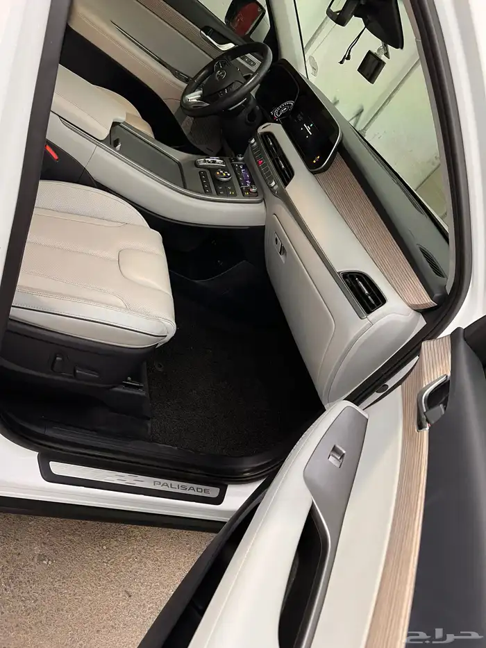 بلاسيد 2022 (بنزين) 7مقاعد وارد كوريا 18