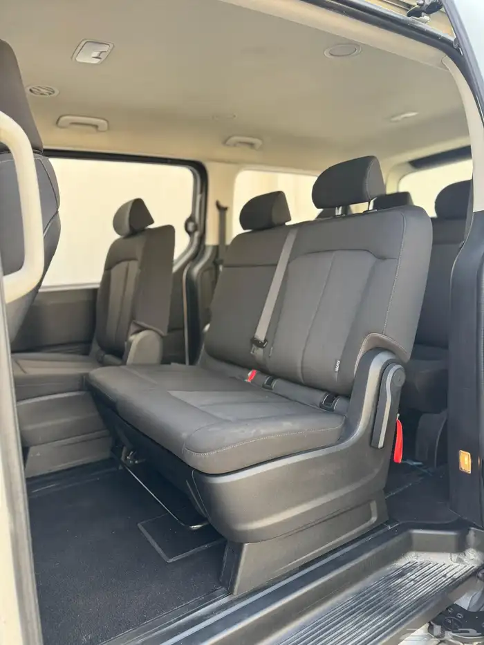 هونداي ستاريا موديل 2022 السعر 57000 الف 14