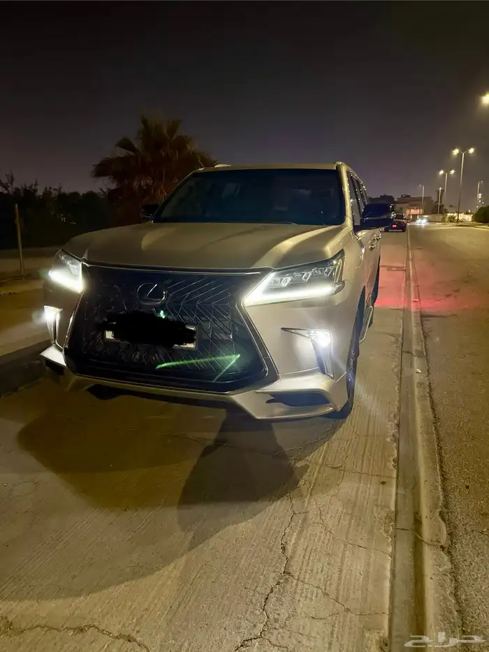 لكزس LX570 2019 استخدام بسيط ومخزن   نظيف جدا 0
