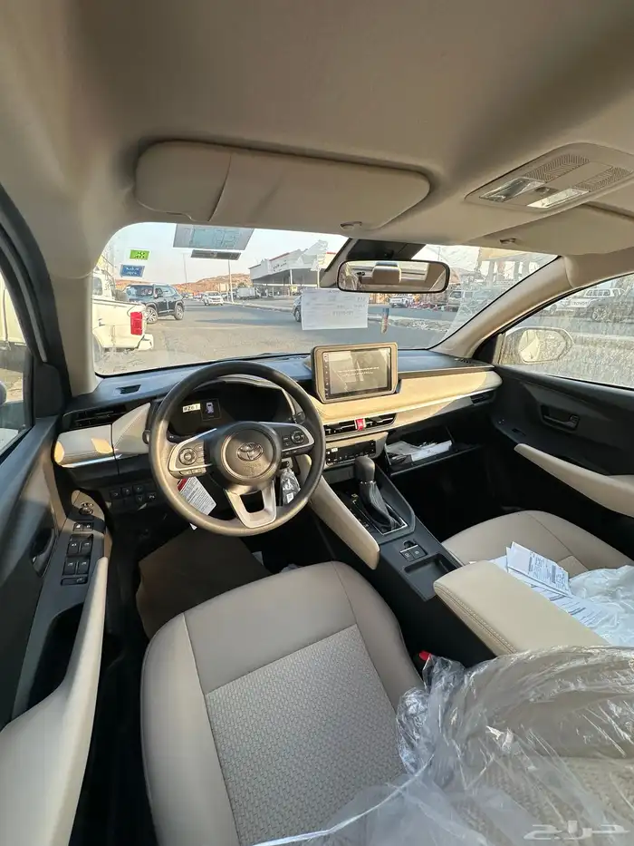 تويوتا يارس واي بلس الفئه الافضل موديل 2026 السعر منافس 2