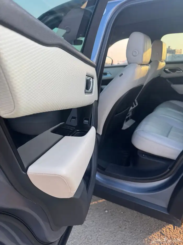 رنج روفر فيلار 2018 9