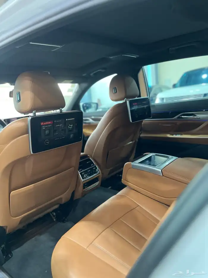 بي ام دبليو - 2019 - 740 - فل كامل - بسعر 99 الف 14